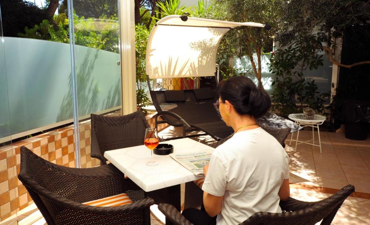 Hotel Tulipe Nazionale Riccione Dış mekan fotoğraf
