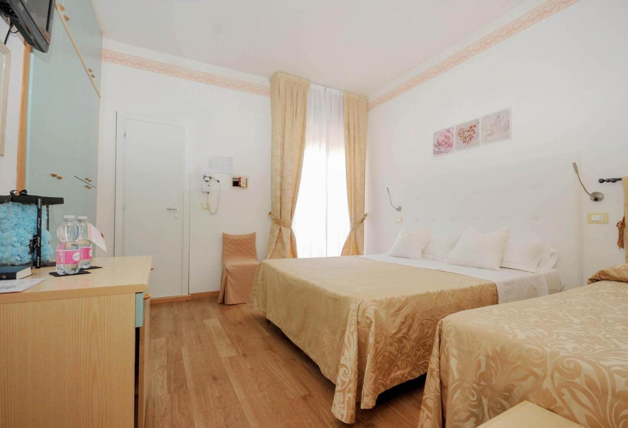 Hotel Tulipe Nazionale Riccione Dış mekan fotoğraf