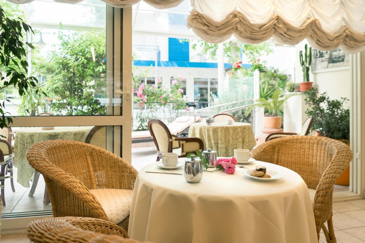 Hotel Tulipe Nazionale Riccione Dış mekan fotoğraf
