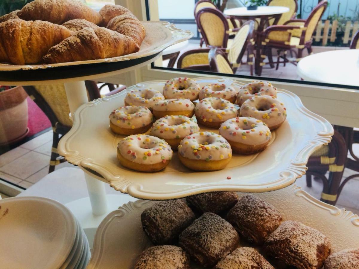 Hotel Tulipe Nazionale Riccione Dış mekan fotoğraf